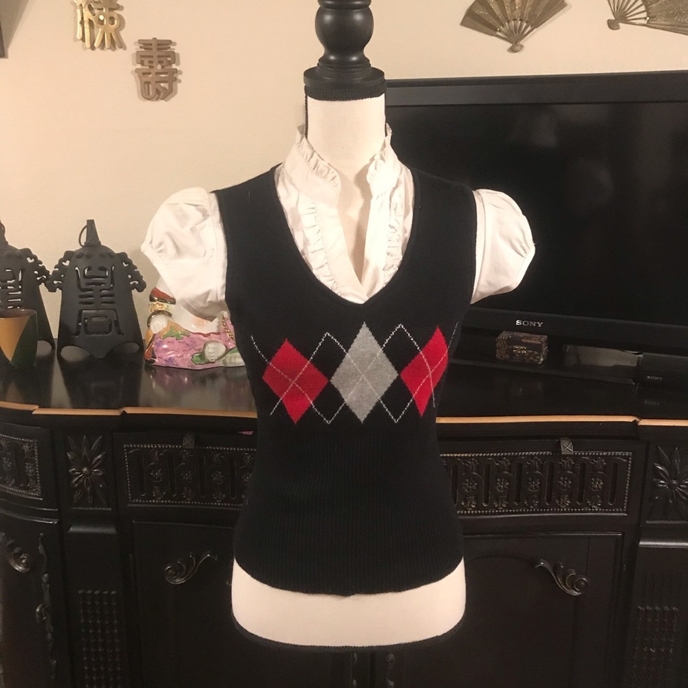 Short sleeve sweater shirt